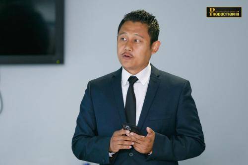 Host Bimal-gurung